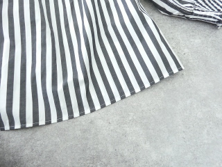 UNIVERSAL TISSU(ユニヴァーサル ティシュ) ワイドストライプシャーリングブラウスの商品画像32