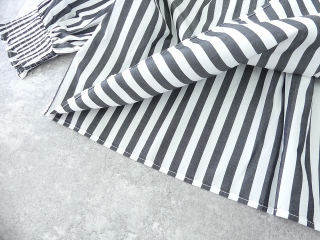 UNIVERSAL TISSU(ユニヴァーサル ティシュ) ワイドストライプシャーリングブラウスの商品画像33