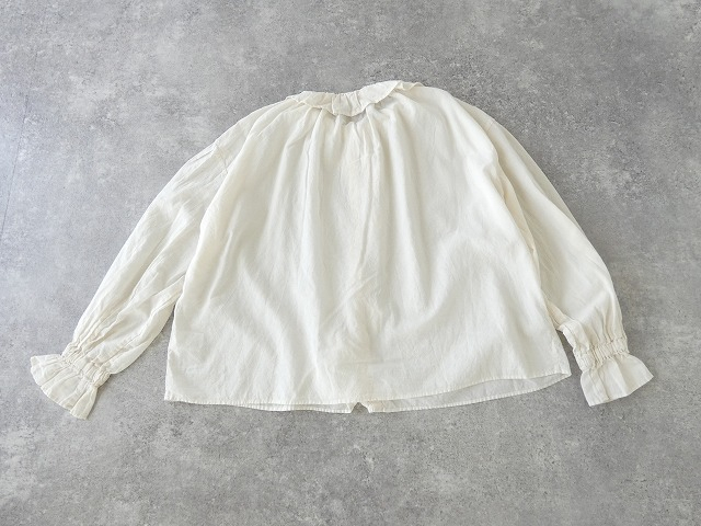 Veritecoeur(ヴェリテクール) コットンボイルフリルブラウスの商品画像10