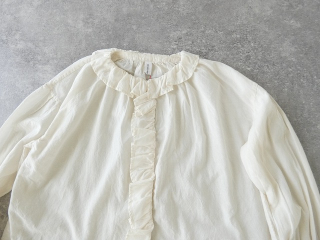 Veritecoeur(ヴェリテクール) コットンボイルフリルブラウスの商品画像35