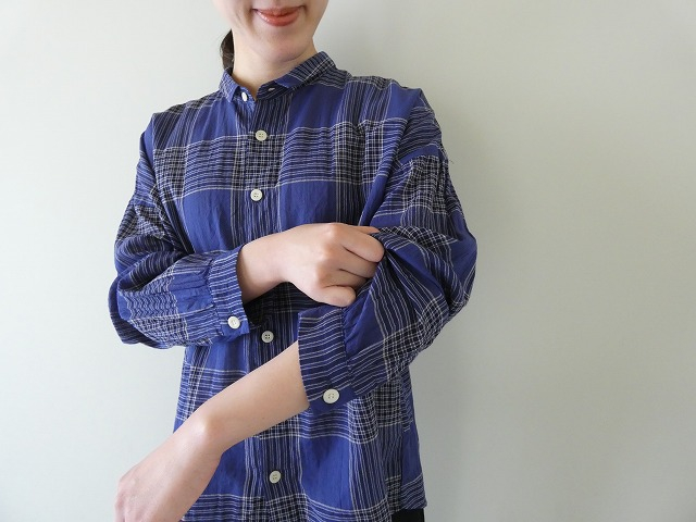 NATURAL LAUNDRY(ナチュラルランドリー) 先染めツイストドルマンシャツの商品画像1