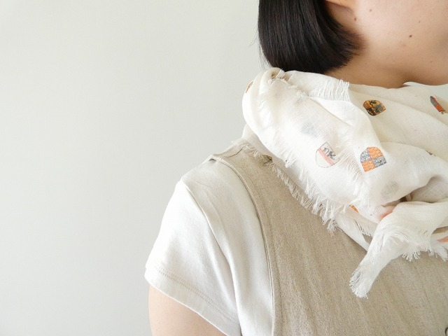R&D.M(オールドマンズテーラー) COAT OF ARMS GAUZE SHAWLの商品画像1