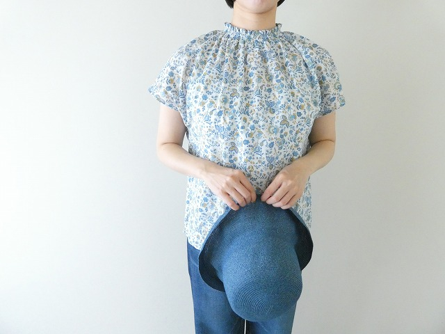 PK リバティKazusaシャーリングネックブラウスの商品画像1