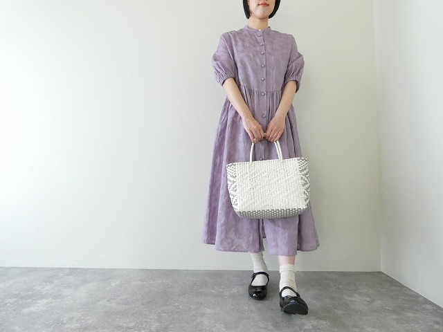 l’atelier du savon(アトリエドゥサボン) 線画のお花ラミー刺繍 ワンピースの商品画像10