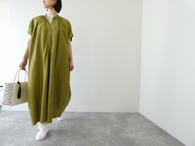yuni(ユニ イズ ライク ア フラワー トゥー ミー) プロダクトダイ カフタンワンピースの商品画像8