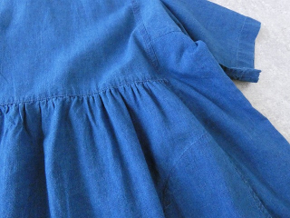 NATURAL LAUNDRY(ナチュラルランドリー) インディゴシャンブレースモックギャザーワンピースの商品画像28