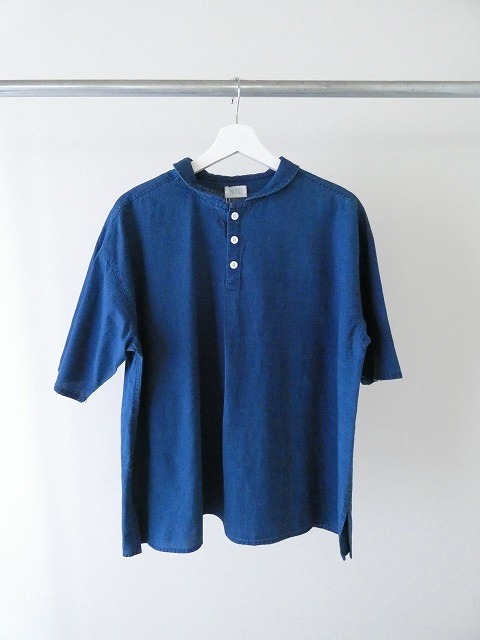 NATURAL LAUNDRY(ナチュラルランドリー) インディゴシャンブレー丸衿5分袖プルオーバーの商品画像2