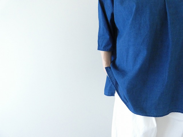 NATURAL LAUNDRY(ナチュラルランドリー) インディゴシャンブレー丸衿5分袖プルオーバーの商品画像5