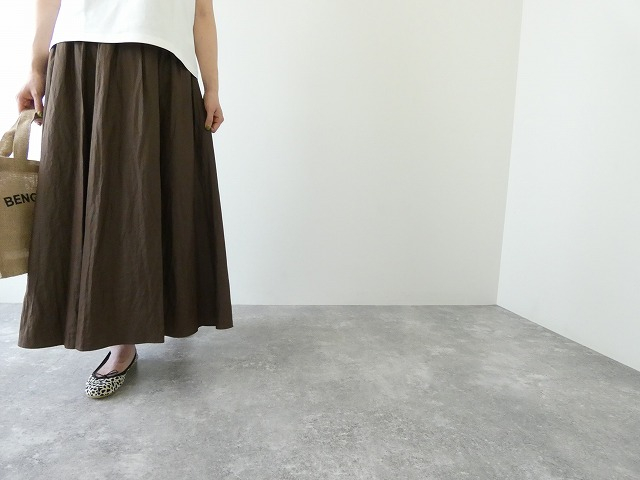 DONEEYU(ドニーユ) 割繊レザーライクシャーリングスカートの商品画像5