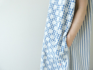 快晴堂(かいせいどう) Girlsインディゴ・サッカーに水玉　後ろポケ水玉ワンピースの商品画像23