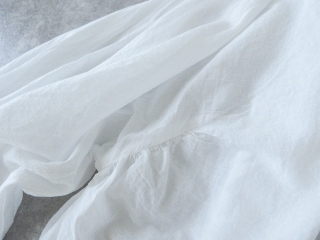 Veritecoeur(ヴェリテクール) コットンギャザーブラウスの商品画像38