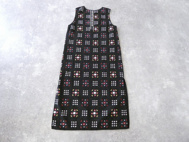 yuni(ユニ イズ ライク ア フラワー トゥー ミー) eyelet embroidely sleeveless ワンピースの商品画像13