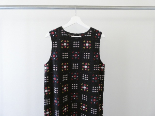 yuni(ユニ イズ ライク ア フラワー トゥー ミー) eyelet embroidely sleeveless ワンピースの商品画像21