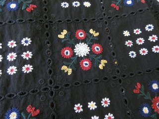 yuni(ユニ イズ ライク ア フラワー トゥー ミー) eyelet embroidely sleeveless ワンピースの商品画像26
