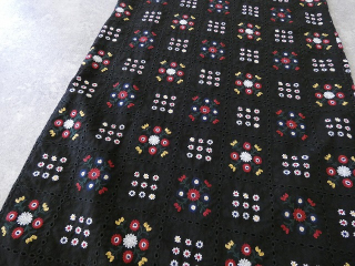 yuni(ユニ イズ ライク ア フラワー トゥー ミー) eyelet embroidely sleeveless ワンピースの商品画像29