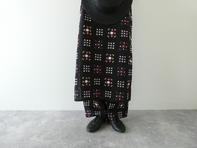 yuni(ユニ イズ ライク ア フラワー トゥー ミー) eyelet embroidely sleeveless ワンピースの商品画像7
