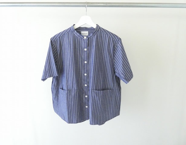 Blue Lake Market(ブルーレイクマーケット) コットンリネンボイルワッシャーバックタックストライプシャツの商品画像3