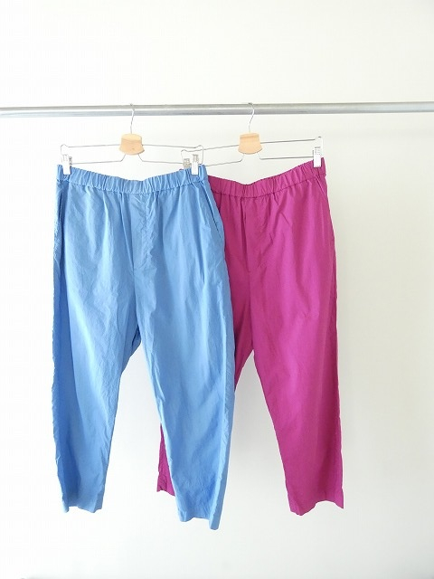 R&D.M(オールドマンズテーラー) GARMENT DYE TYPEWRITER SARROUEL TAPERED GUM PANTSの商品画像1