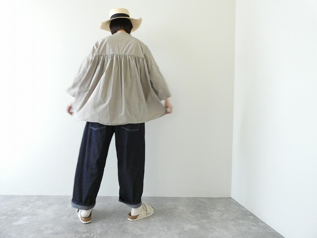 Veritecoeur(ヴェリテクール) コットンギャザーブラウスの商品画像9