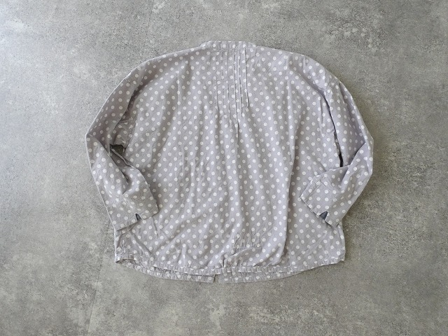 快晴堂(かいせいどう) グレーとネイビーの抜染水玉 スタンド背タックシャツの商品画像14