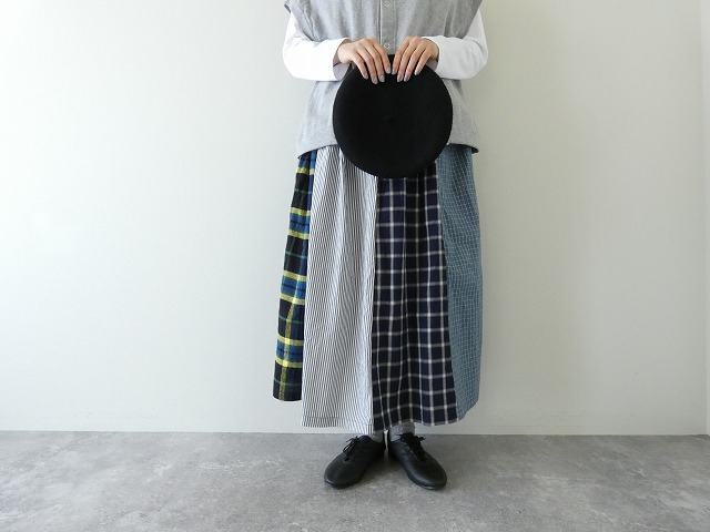 NATURAL LAUNDRY(ナチュラルランドリー) 先染めパネル シャーリングスカートの商品画像1