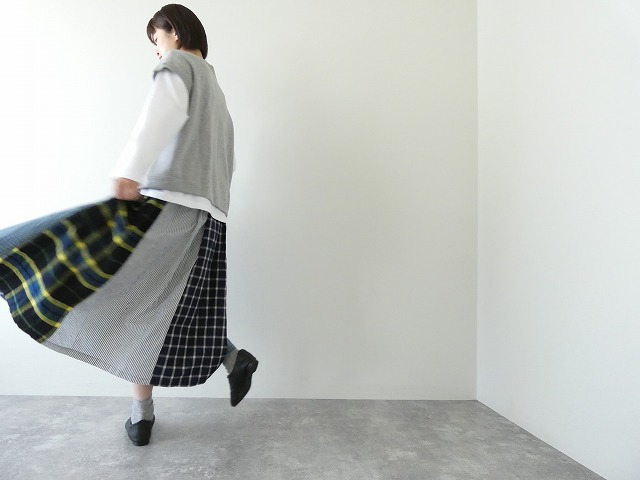 NATURAL LAUNDRY(ナチュラルランドリー) 先染めパネル シャーリングスカートの商品画像7
