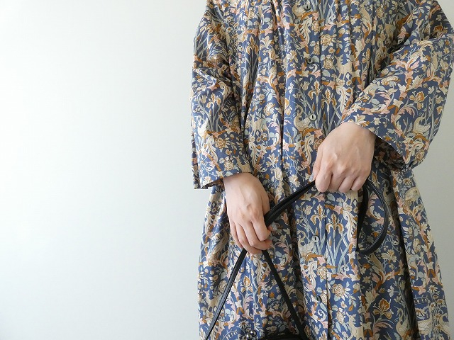 SARAHWEAR(サラウェア) Liberty joanスタンドカラーギャザーシャツドレスの商品画像6