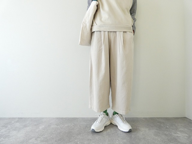 NATURAL LAUNDRY(ナチュラルランドリー) 16W コーデュロイワイドエッグパンツの商品画像1