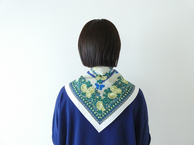 SOULEIAO(ソレイアード) お花と蝶のバンダナの商品画像1