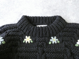 ichiAntiquite's(イチアンティークス) 花刺繍ペルーハンドニットプルオーバーの商品画像23