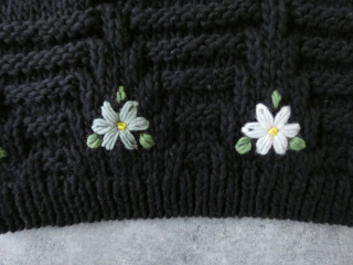 ichiAntiquite's(イチアンティークス) 花刺繍ペルーハンドニットプルオーバーの商品画像26