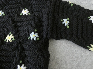 ichiAntiquite's(イチアンティークス) 花刺繍ペルーハンドニットプルオーバーの商品画像29
