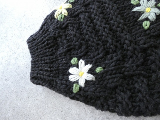 ichiAntiquite's(イチアンティークス) 花刺繍ペルーハンドニットプルオーバーの商品画像32