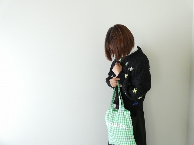 ichiAntiquite's(イチアンティークス) 花刺繍ペルーハンドニットプルオーバーの商品画像6