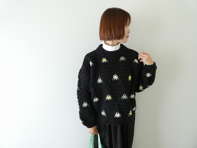 ichiAntiquite's(イチアンティークス) 花刺繍ペルーハンドニットプルオーバーの商品画像7