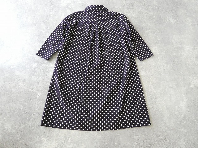 快晴堂(かいせいどう) グレーとネイビーの抜染水玉コート・ワンピースの商品画像14