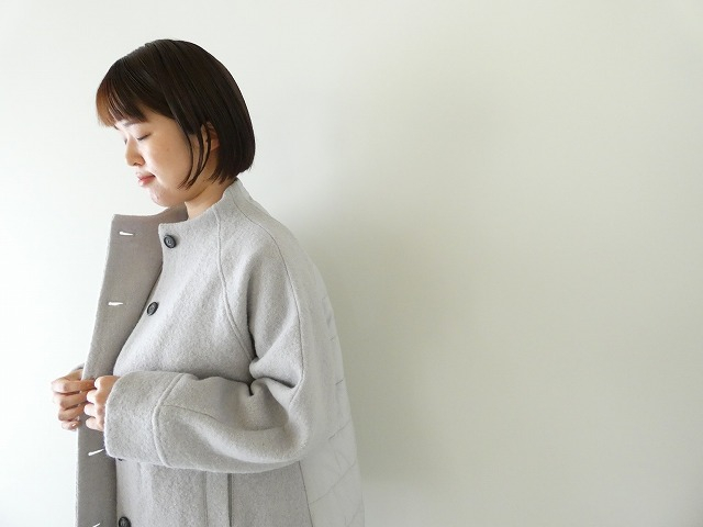 maomade(マオメイド) 圧縮ウール×中綿キルトドッキング モックネックAラインコートの商品画像6