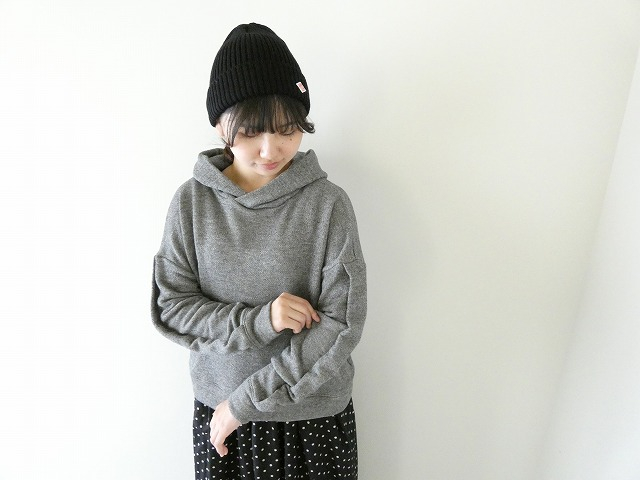 maomade(マオメイド) お袖Wタックフーディプルオーバーの商品画像1
