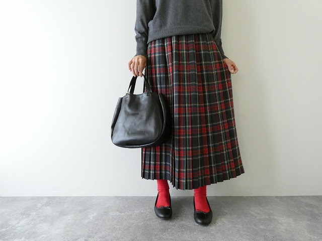 ステラ　23FWスカート Acne Studios - サテンラップスカート - ブラック