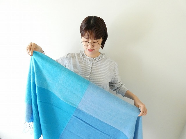 hint hint(ヒントヒント) グラデーションストールの商品画像3