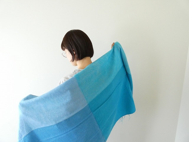 hint hint(ヒントヒント) グラデーションストールの商品画像4