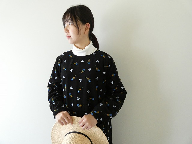 bulle de savon(ビュルデサボン) シュウメイギク刺繍ワンピースの商品画像4