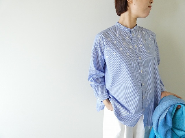 NATURAL LAUNDRY(ナチュラルランドリー) 先染めボーダーワイド刺繍シャツの商品画像3