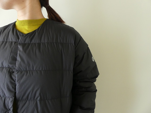 DANTON(ダントン) ノーカラーライトダウンコート ROUND NECK LONG COATの商品画像3