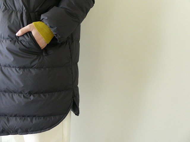 DANTON(ダントン) ノーカラーライトダウンコート ROUND NECK LONG COATの商品画像4