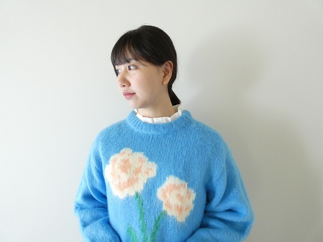 CHILD WOMAN(チャイルドウーマン) 花モチーフ起毛インターシャプルオーバーの商品画像1