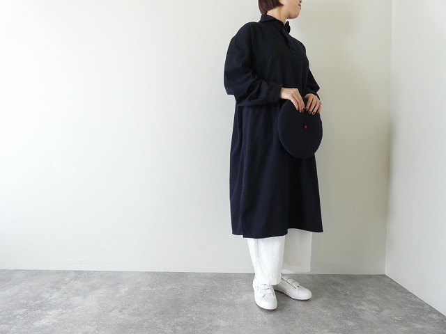 LOLO(ロロ) 定番プルオーバー型ビックシャツワンピースの商品画像1