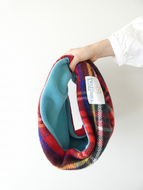 TWEEDMILL(ツイードミル) 別注カラー チェック×フリースのスヌードの商品画像4