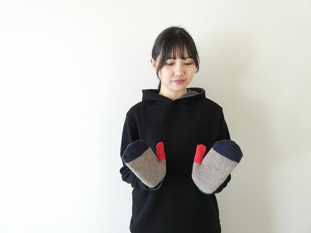 shs リューズニット 遊び心のある配色使いのミトンの商品画像1