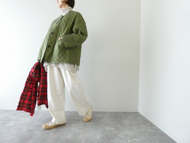 yuni(ユニ イズ ライク ア フラワー トゥー ミー) ナイロン evodown quilting ジャケットの商品画像1